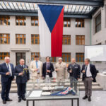 Do sbírek VHÚ Praha přibyly předměty spojené s prvním úspěchem 312