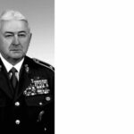 Zemřel brigádní generál Karel Blahna, velitel našeho prvního praporu v misi UNPROFOR Zemřel brigádní generál Karel Blahna, velitel našeho prvního praporu v misi UNPROFOR